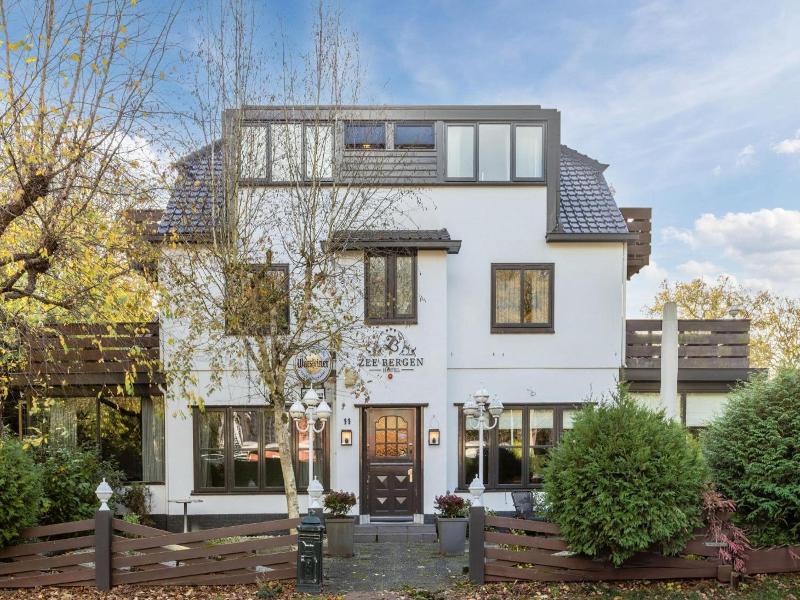 Zee Bergen image