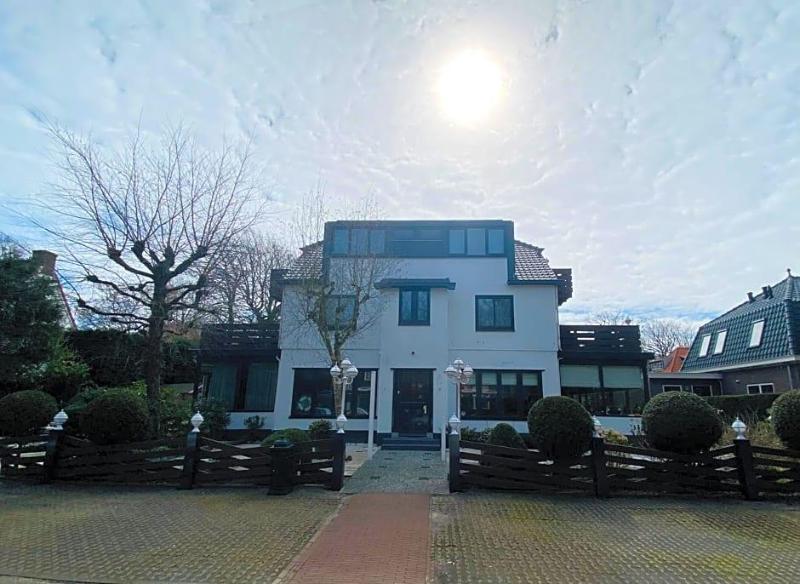 Zee Bergen image