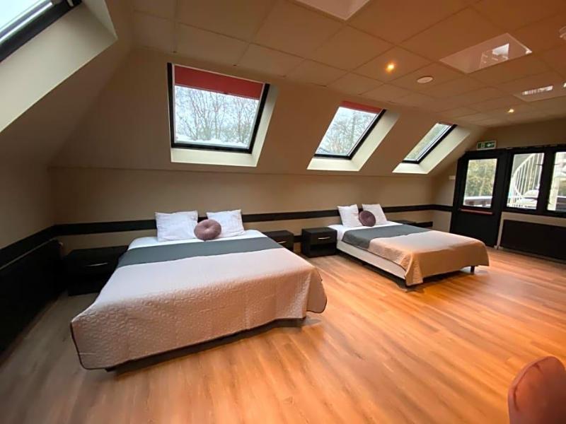 Zee Bergen image