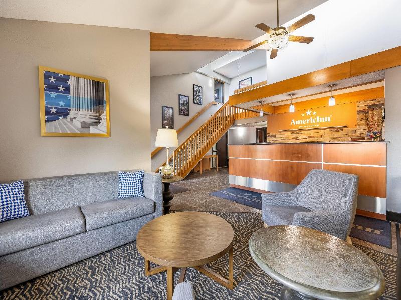 AmericInn by Wyndham Albert Lea