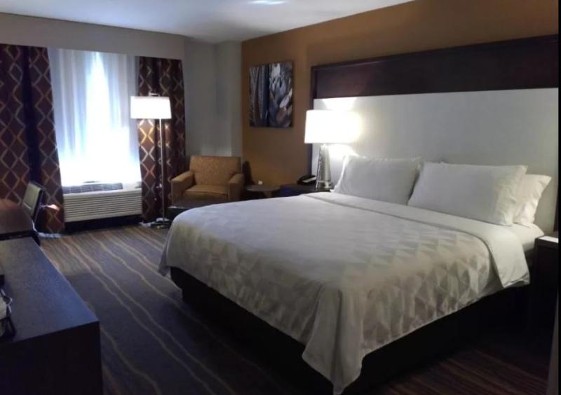 Holiday Inn Hotel & Suites Albuquerque-North I-25 photo 17