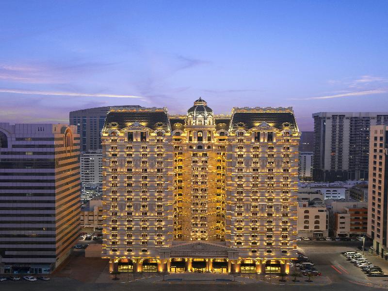 Royal Rose Hotel 4