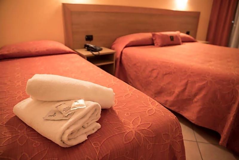 Manhattan Village Hotel image
