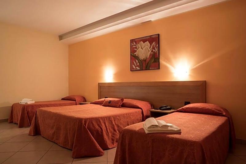 Manhattan Village Hotel image