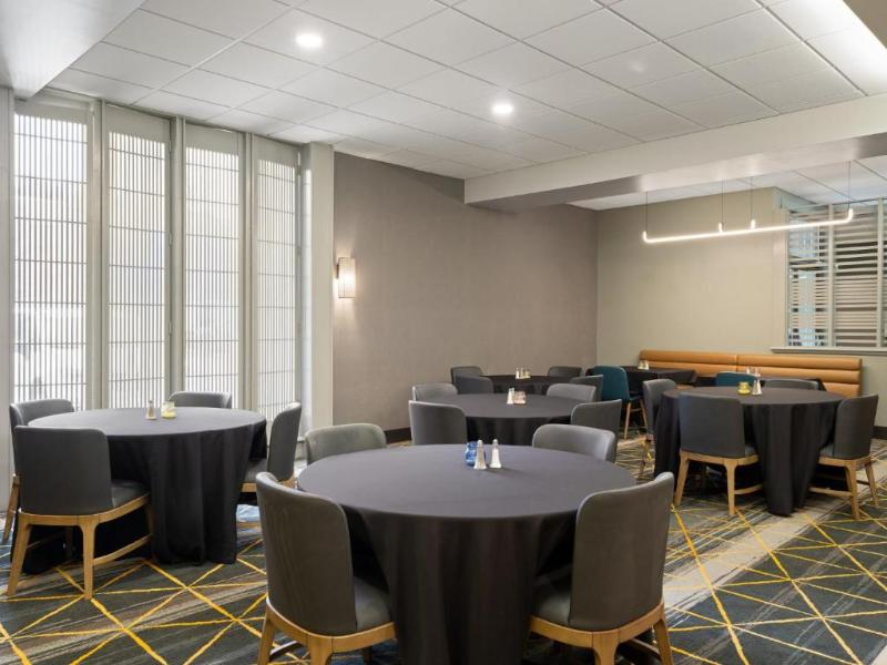 Holiday Inn Portsmouth Downtown image