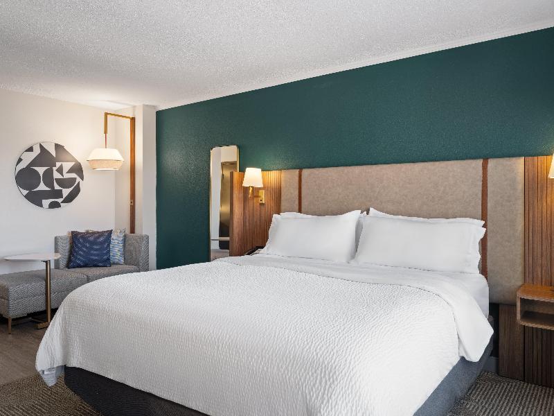 Holiday Inn Portsmouth Downtown image