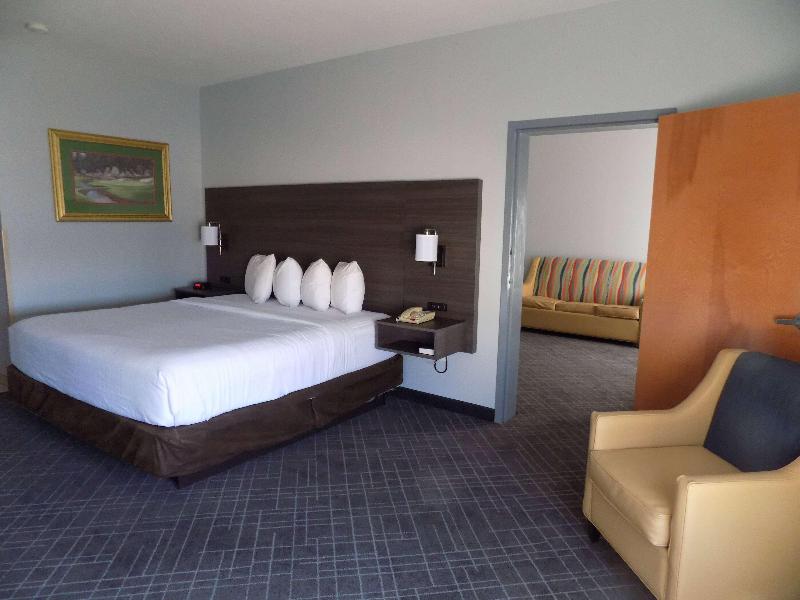 SUITE KING SIZE BED