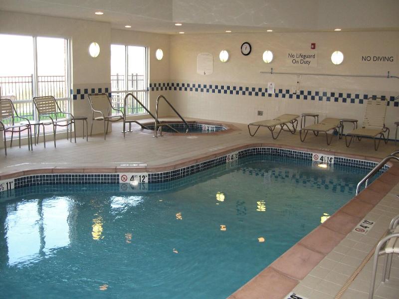 Fairfield Inn and Suites Ames image