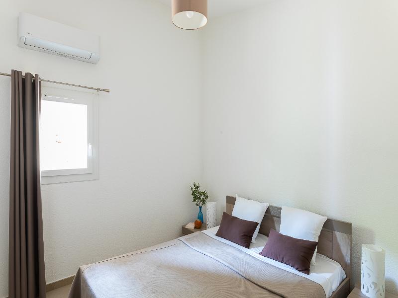 Residence Marina Di Santa Giulia image