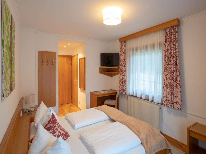 Alpenhotel Badmeister image