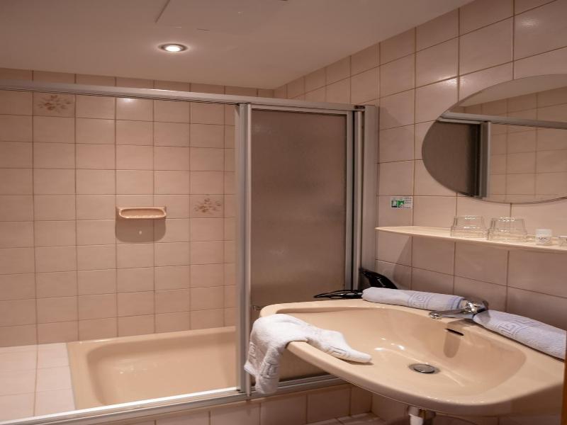 Alpenhotel Badmeister image