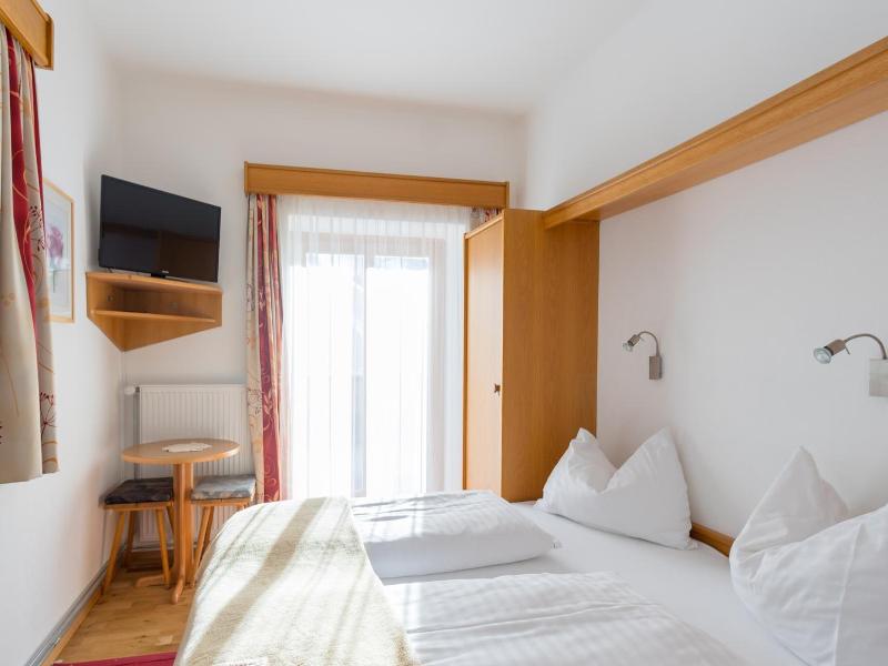 Alpenhotel Badmeister image