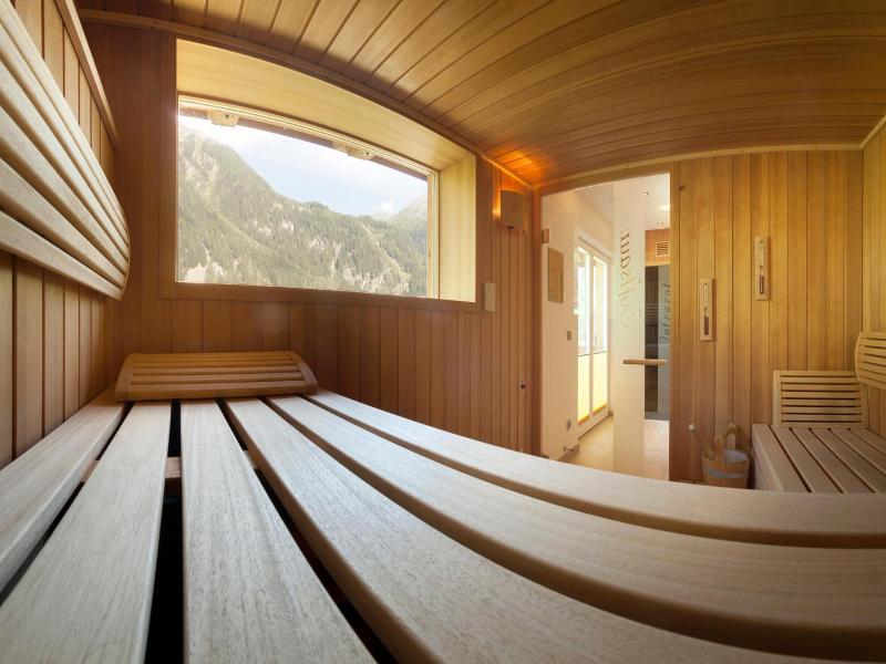 Alpenhotel Badmeister image