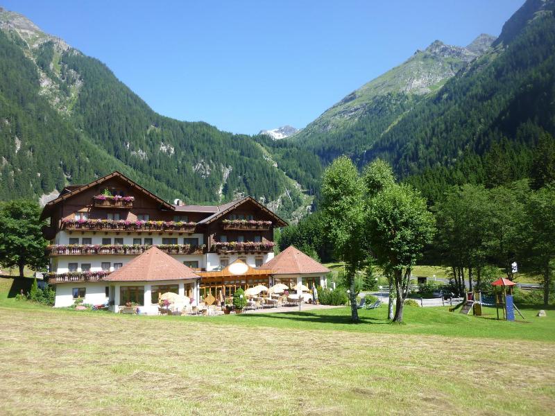 Alpenhotel Badmeister image