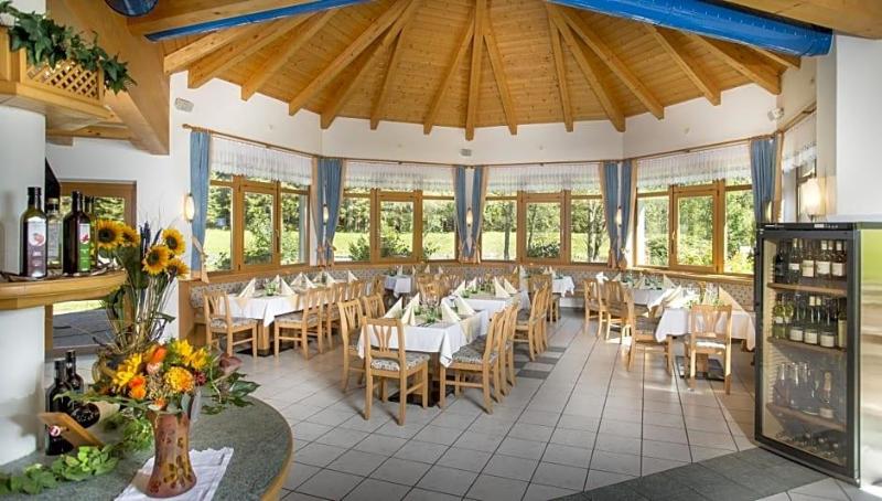 Alpenhotel Badmeister image