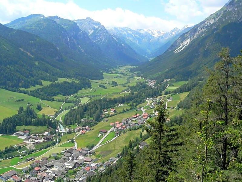 Zita image