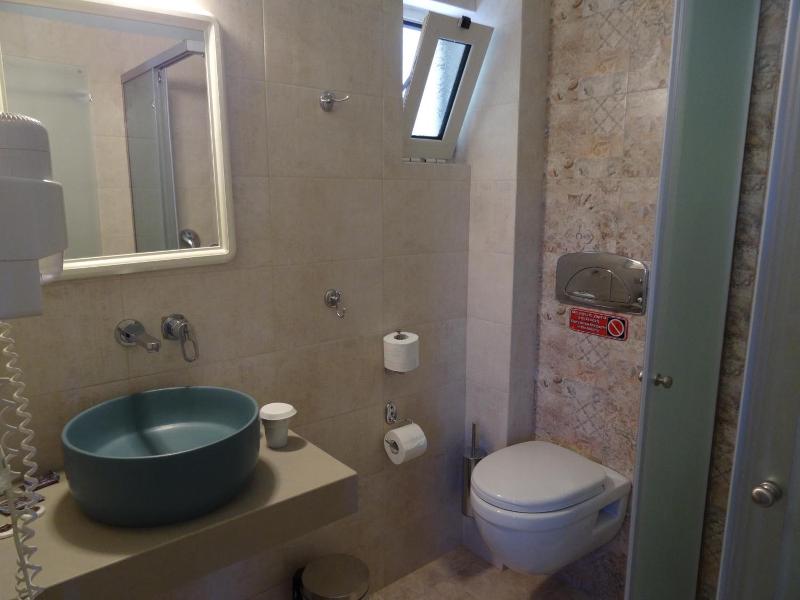 Thalassa House Apartments image