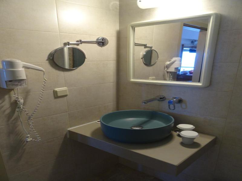 Thalassa House Apartments image