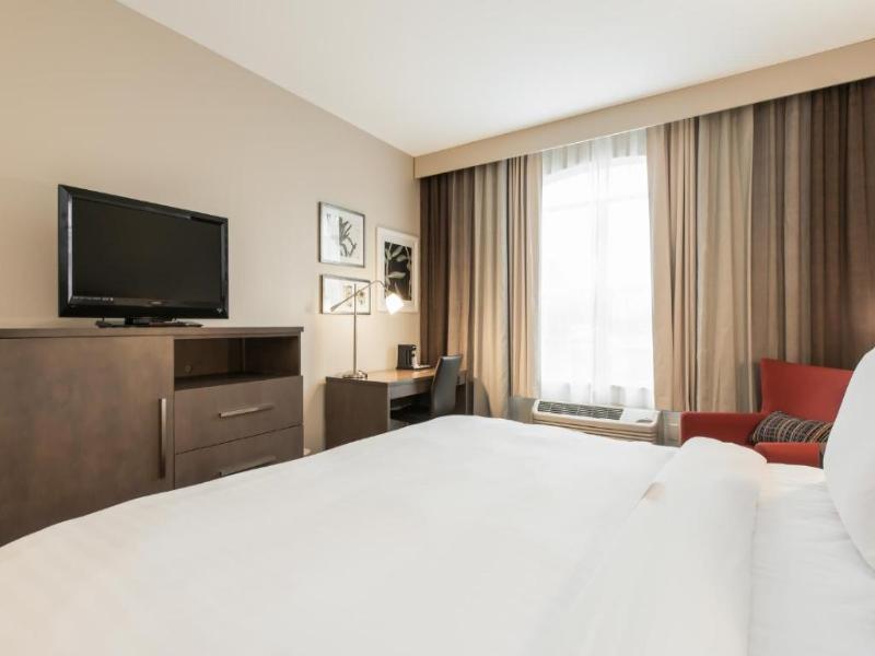 Country Inn & Suites by Radisson, Smyrna, GA image