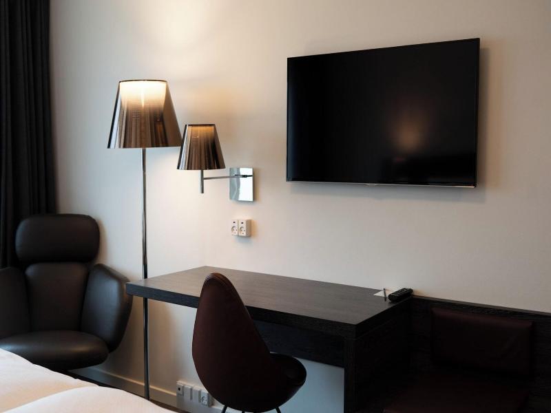 Radisson Blu Limfjord Hotel, Aalborg image
