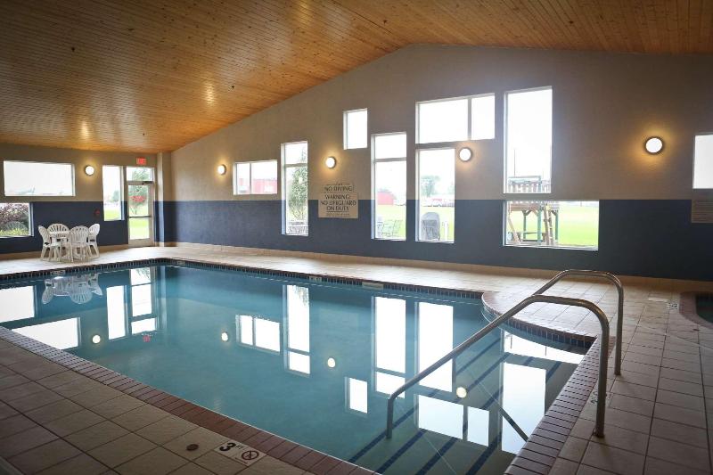 Crossings Inn & Suites by GrandStay image