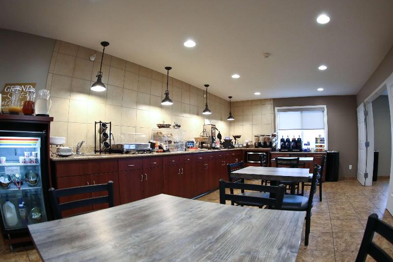 Crossings Inn & Suites by GrandStay image