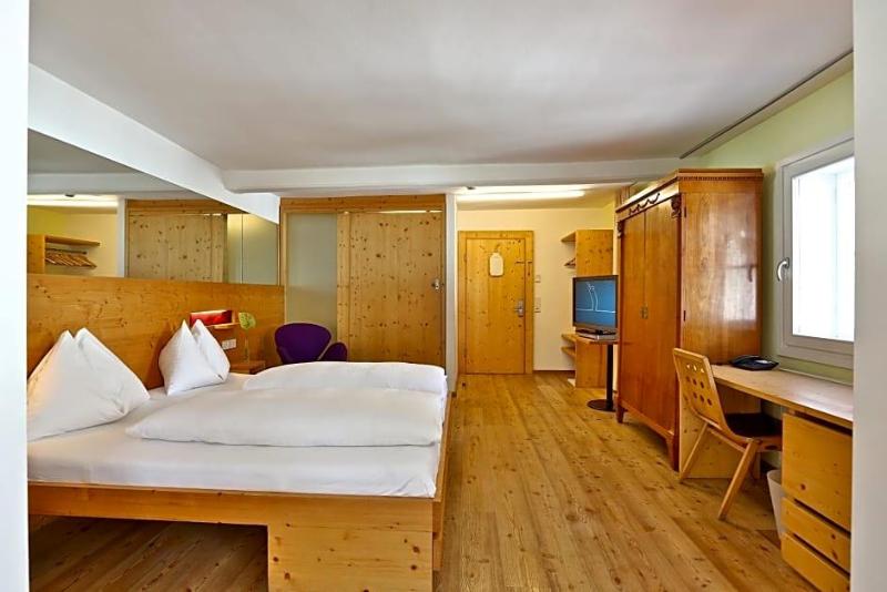 Boutique Hotel Steinerwirt image
