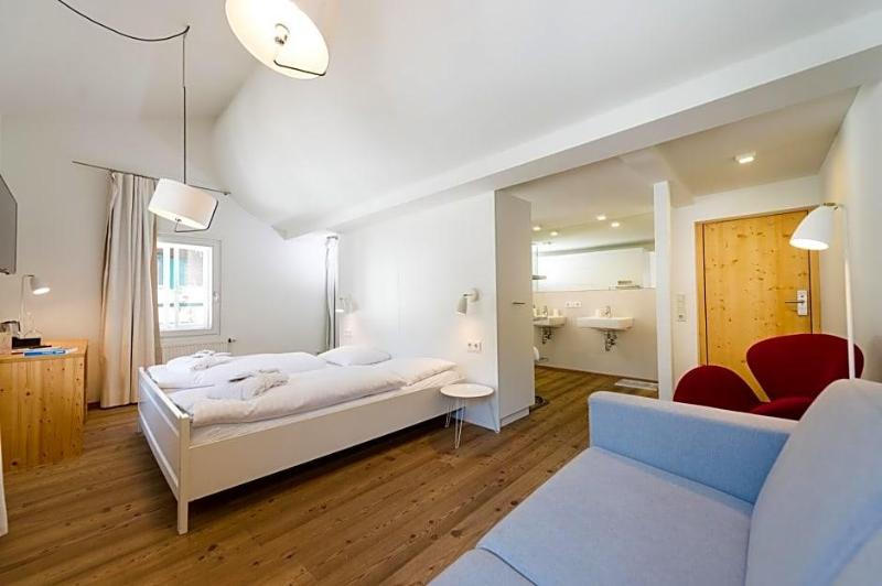 Boutique Hotel Steinerwirt image