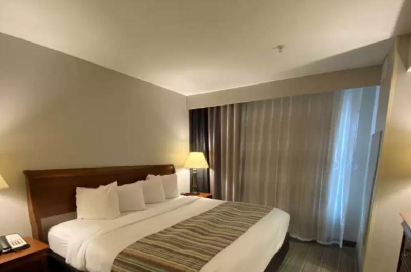 Country Inn & Suites Athens image