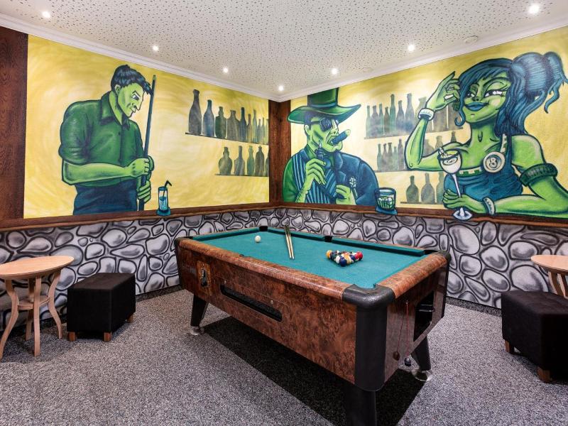 Almhof Appartments - Enzian image