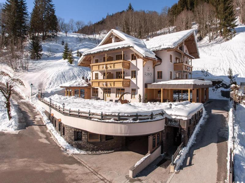 Almhof Appartments - Enzian image