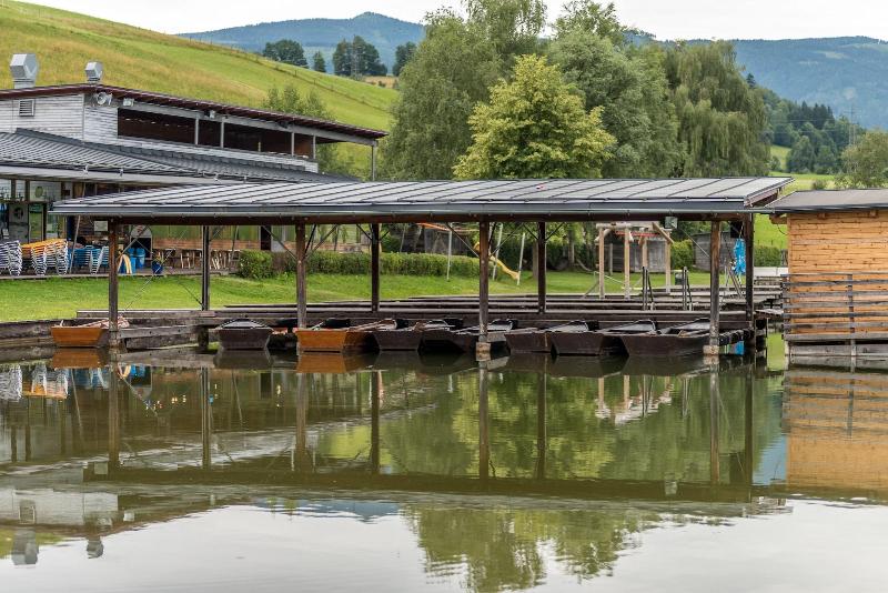 Landhotel Gut Puttererseehof image
