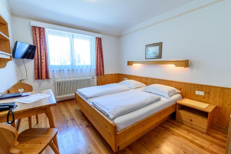 Landhotel Gut Puttererseehof image