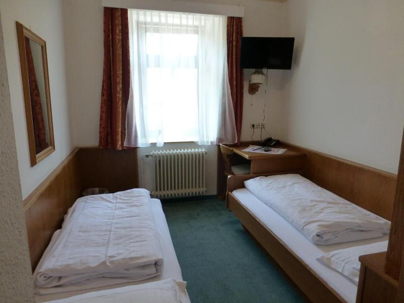 Landhotel Gut Puttererseehof image