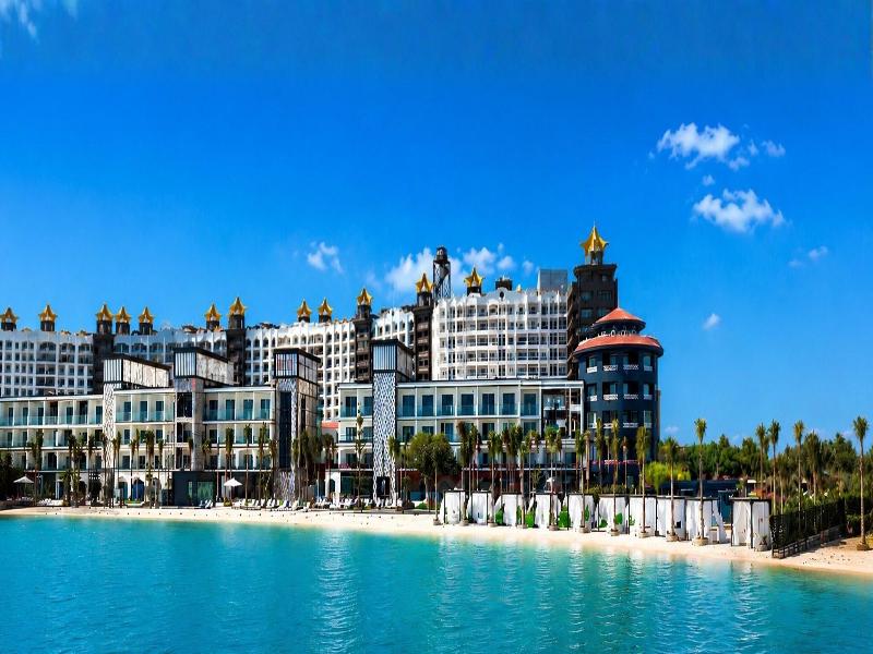 Porto Marina Resort And Spa image