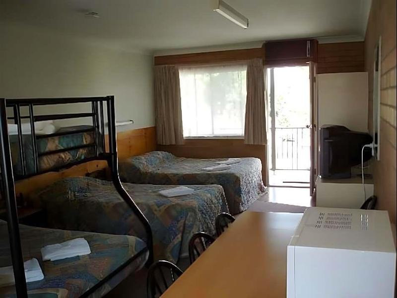 Park Drive Motel image 2