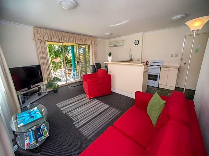 Beaches Serviced Apartments image