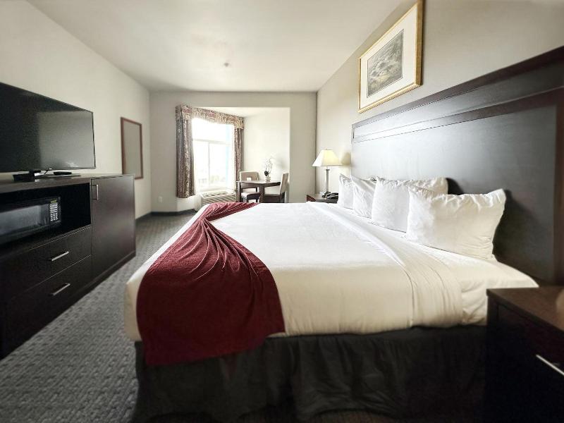 MorningGlory Hotel, Resort & Suites image