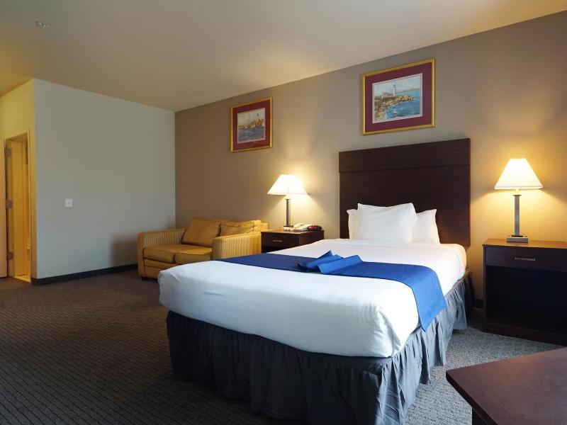 MorningGlory Hotel, Resort & Suites image
