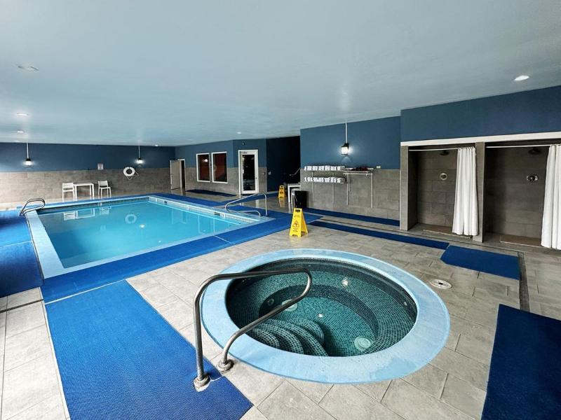 MorningGlory Hotel, Resort & Suites image