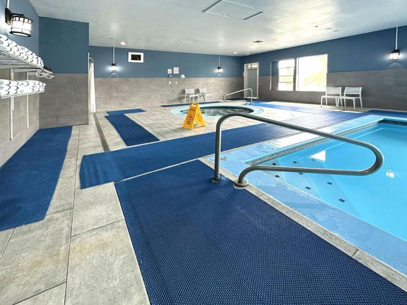 MorningGlory Hotel, Resort & Suites image