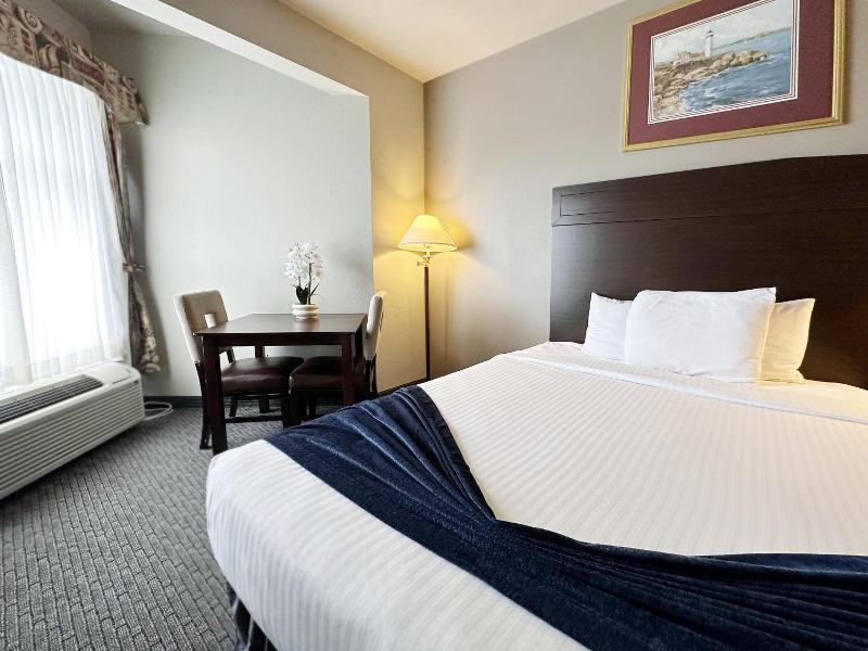 MorningGlory Hotel, Resort & Suites image