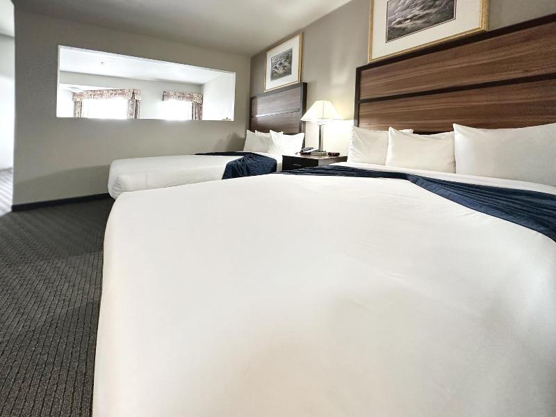 MorningGlory Hotel, Resort & Suites image