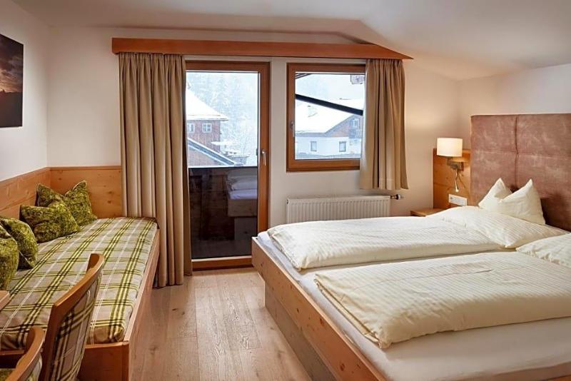 Hotel Platzl image