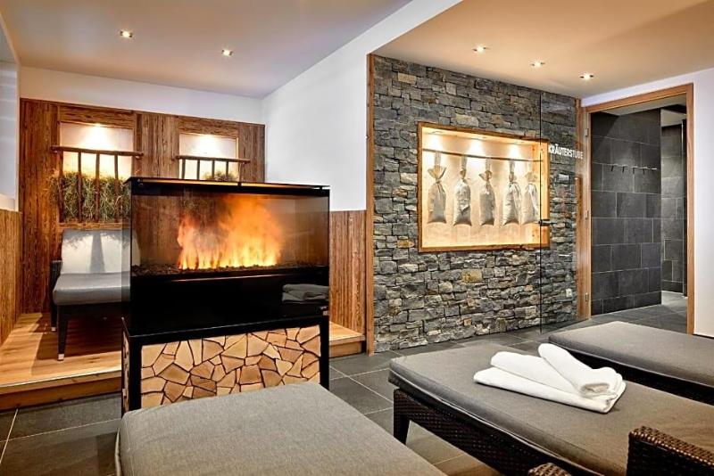 Hotel Platzl image