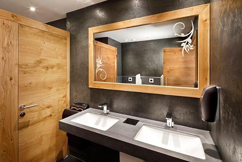 Hotel Platzl image