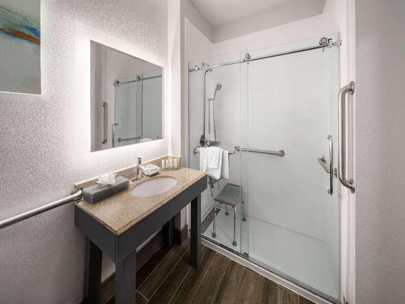 La Quinta Inn & Suites Angleton