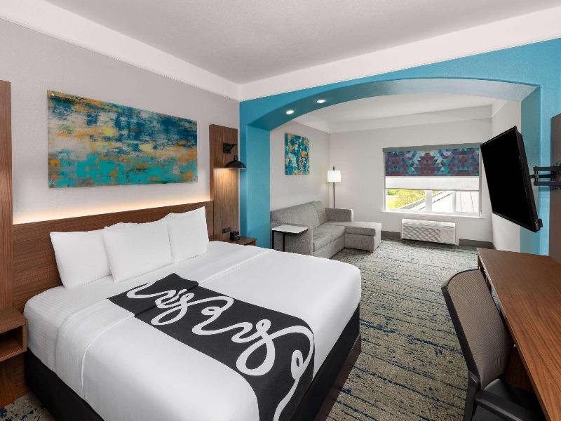 La Quinta Inn & Suites Angleton
