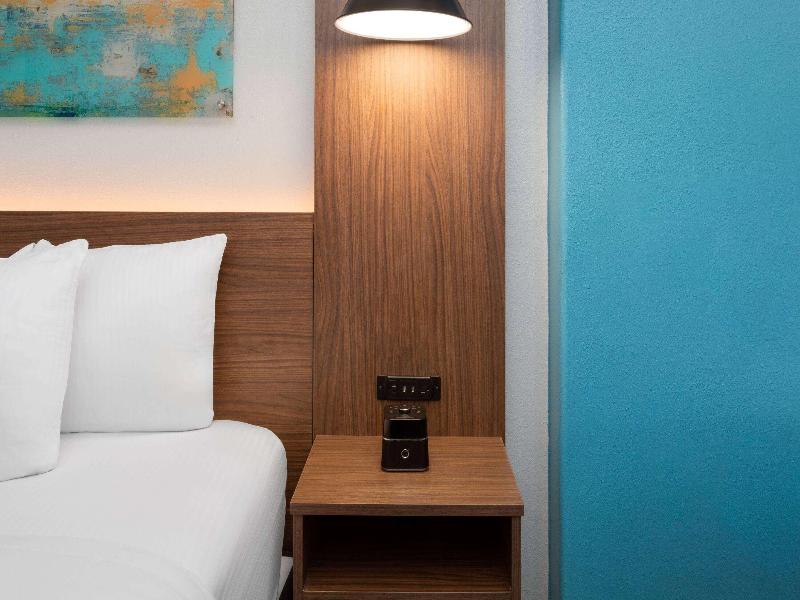 La Quinta Inn & Suites Angleton