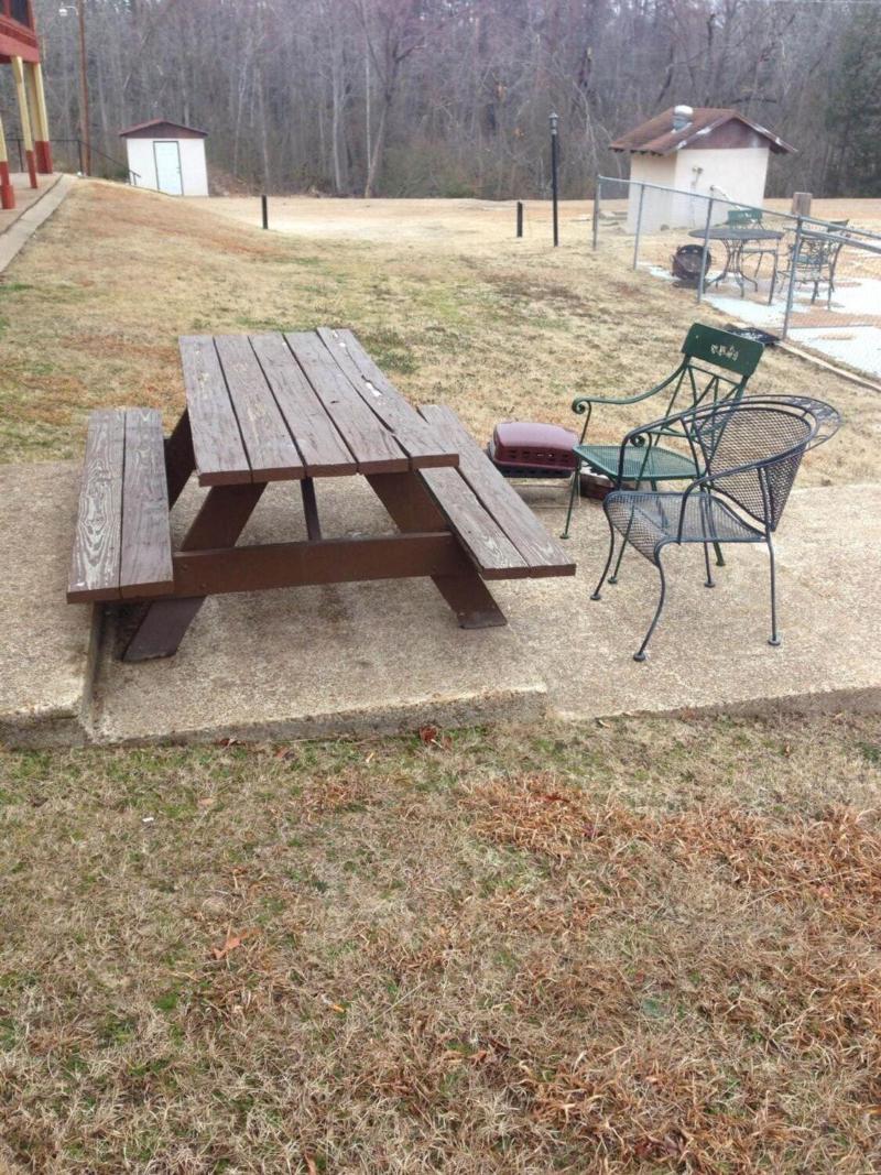 Sportsman Inn and Suites